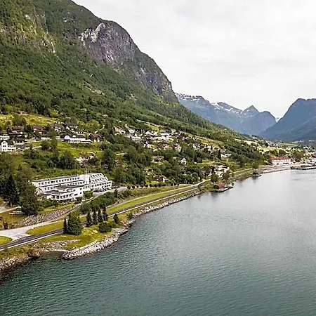 Fjordhotel 4* Olden
