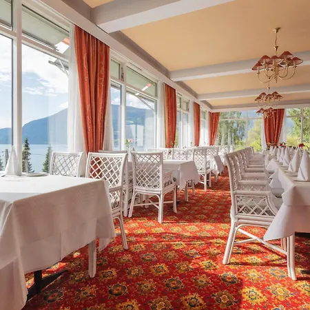 Fjordhotel 4*